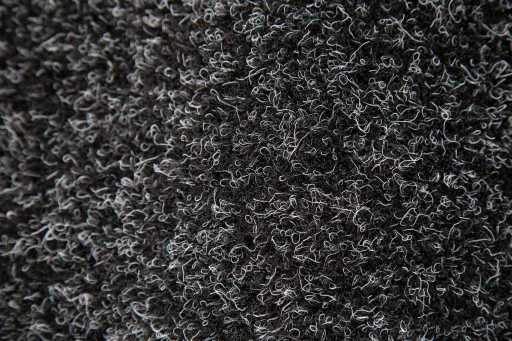 [AMIN01] Alfombra minera